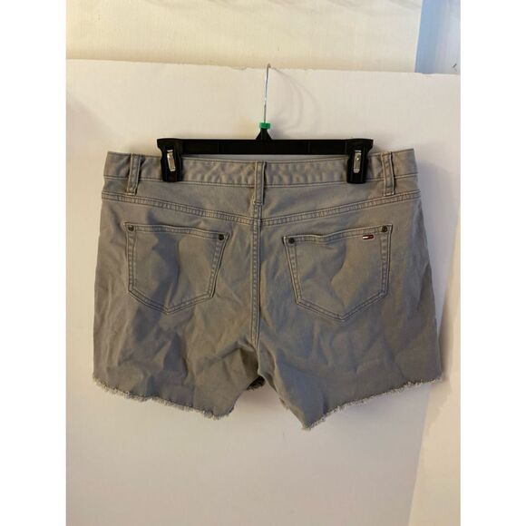 TH Tommy Hilfiger gray denim shorts size 10 - Picture 3 of 4